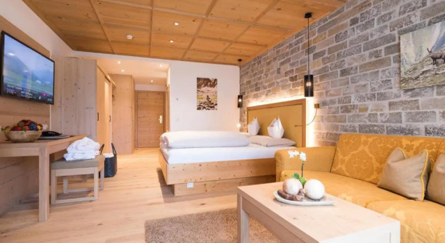 Двухместный номер Superior с балконом Alpenhotel Ischglerhof