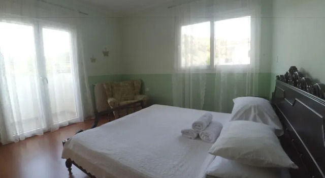 Family Friendly Home, Rezervovat Hotel Hotely v Corinthia Regional Unit s parkováním, Parkování