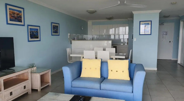 Апартаменты с 2 комнатами рядом с пляжем Pacific Surf Absolute Beachfront Apartments
