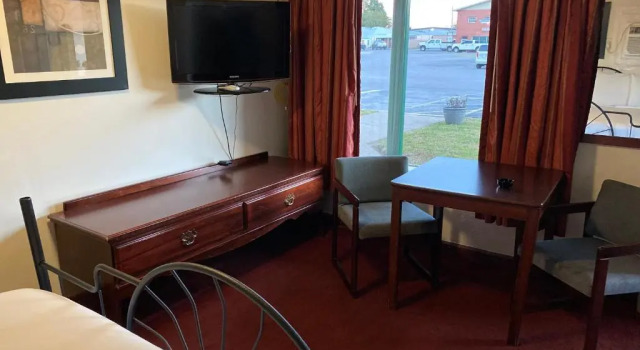 Standard Zimmer Royal Inn