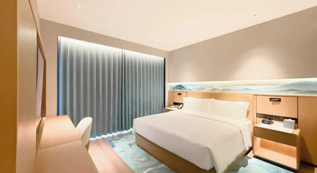 Номер Standard Wingate by Wyndham Chongqing Wushan