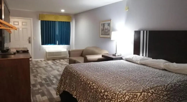 Двухместный номер Deluxe Riata Inn - Crystal City