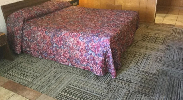 Towne Center Motel, จอง โมเทล Mountain Home Snake River Valley