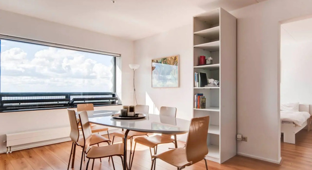 Amazing Apartment on 39th floor 774, Book Apartment Laak 