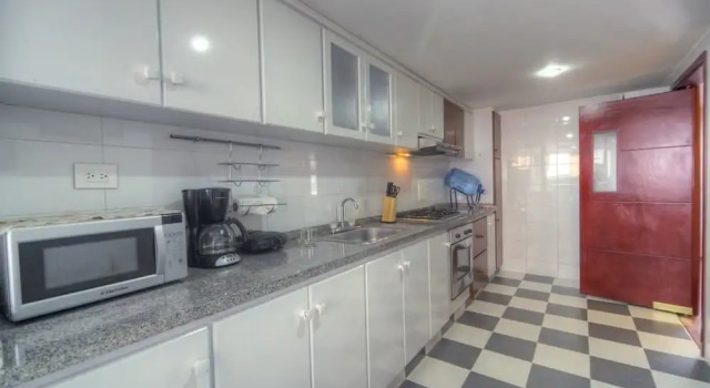 Апартаменты Standard Apartment Parque de la 93