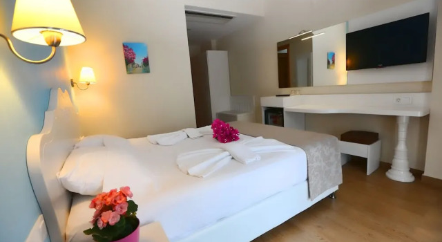 Kumluk Otel