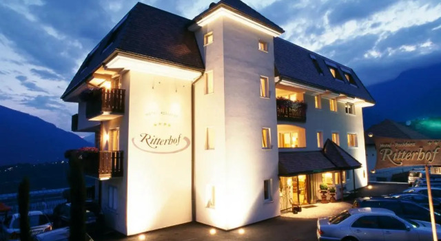 Апартаменты Apartmenthotel Ritterhof Suites & Breakfast