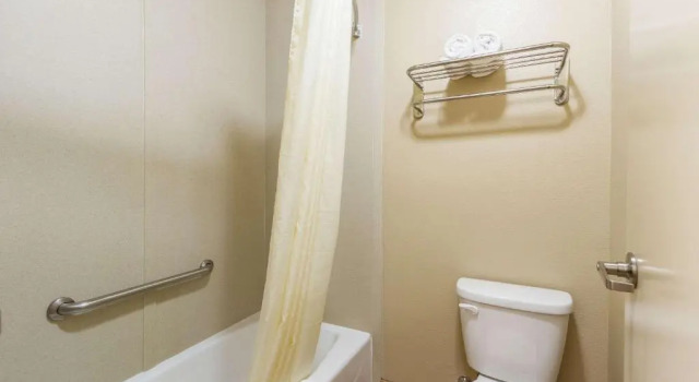 Номер Standard Econo Lodge Inn & Suites Escondido Downtown
