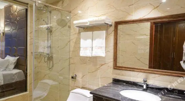 Chengdu Jihao Hotel