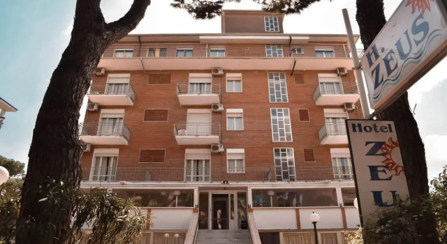 Hotel Zeus, Reserva ahora Hotel Hoteles baratos en Rávena