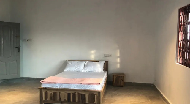 Best Point Home, Buchen Sie Hotel Hotels in Awutu Efutu Senya mit Parkplatz, Parkplätze