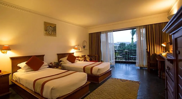 Двухместный номер Deluxe Shangri-La Village Resort