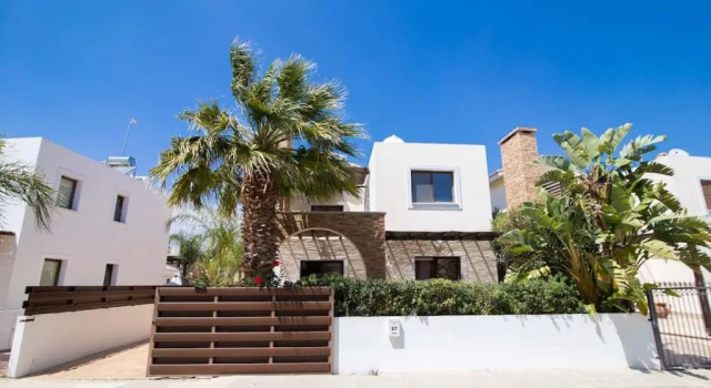 Villa Ionion 27, Забронировать Вилла Отели Айия-Напа с парковкой, Парковка