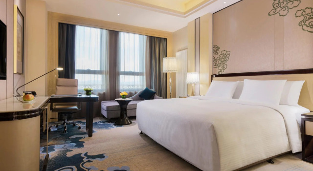 Номер Deluxe Wanda Realm Chifeng Hotel