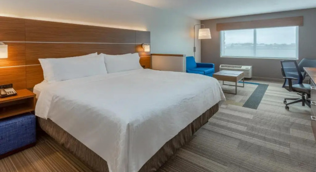 Люкс Holiday Inn Express & Suites - Rice Lake by IHG