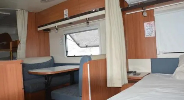Avia Caravan