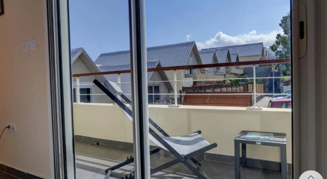 Апартаменты T2 - Cantebazi 3 Etoiles- Plage de Saint-Leu