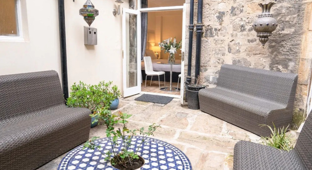 Люкс Deluxe Edinburgh Castle Apartments