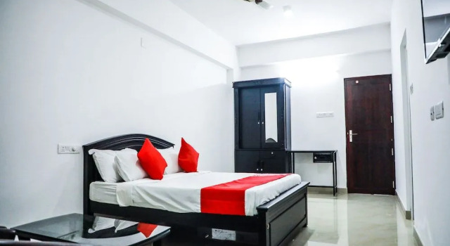 Oyo 27757 Mayflower Residency