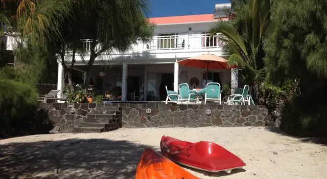 Holiday Home Villa de la Pointe, Prenota Villa Roches Noires Mauritius Costa Nord