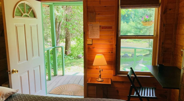 Standard Zimmer Pine Crest Motel & Cabins