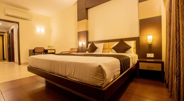 Sri Krishna Palace, Buchen Sie Hotel Hosur 