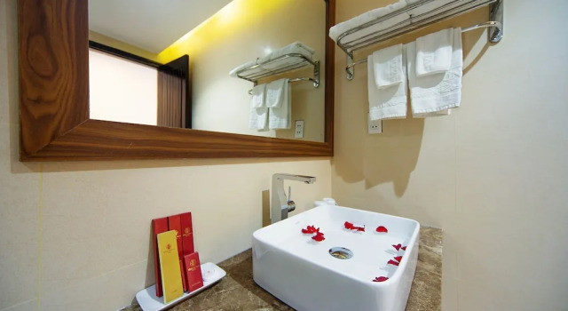Двухместный номер Standard Vinh Hung 2 City Hotel