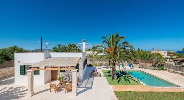 LAS ESTRELLAS - Villa for 4 people in Cala Llombards (Santanyi)., Book Villa Cala Llombards Majorca