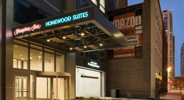 Homewood Suites by Hilton Chicago West Loop Fulton Mkt Area, Rezerwuj Hotel Hotele w Illinois z parkingiem, Parking