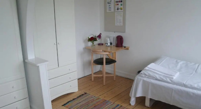 Standard Double room Emmaus Hostel
