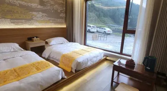 Люкс Deluxe с 2 комнатами sanhetingyuan