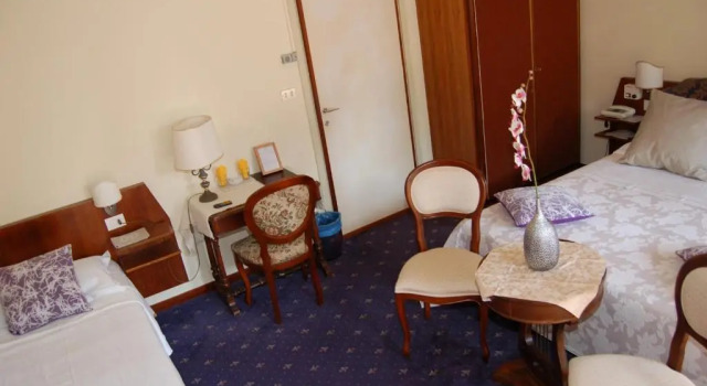 Трёхместный номер Standard Hotel Broglia