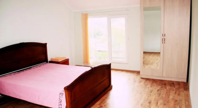 Mariposa hotel, Book Hotel Makhinjauri 
