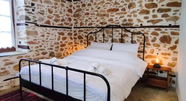 San Lorenzo Cottage - Παραδοσιακά Πέτρινα Δωμάτια, Book Vacation Home Agios Lavredios 