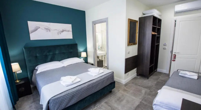 Трёхместный номер Economy Regolo Rooms Vaticano