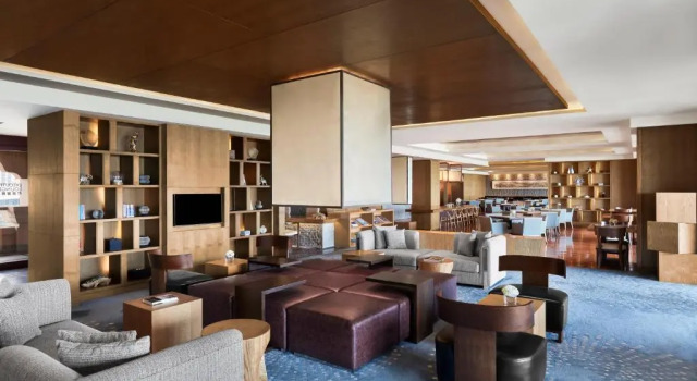 Двухместный номер Premier с видом на море Haikou Marriott Hotel