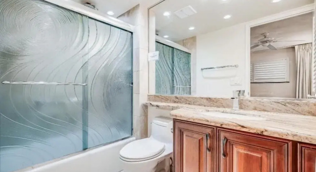 Номер Standard Kihei Beach, #409 2 Bedroom Condo by RedAwning