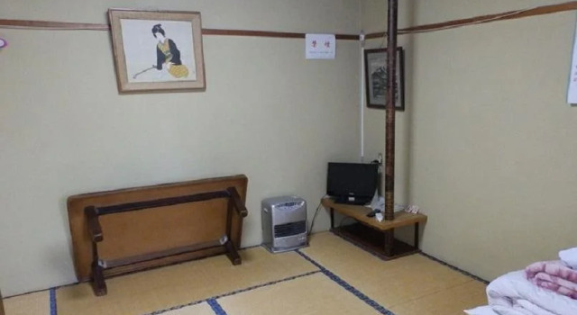 Nikko Suginamiki Youth Hostel, Prenota Ostello Ostelli a Nikko, Ostello
