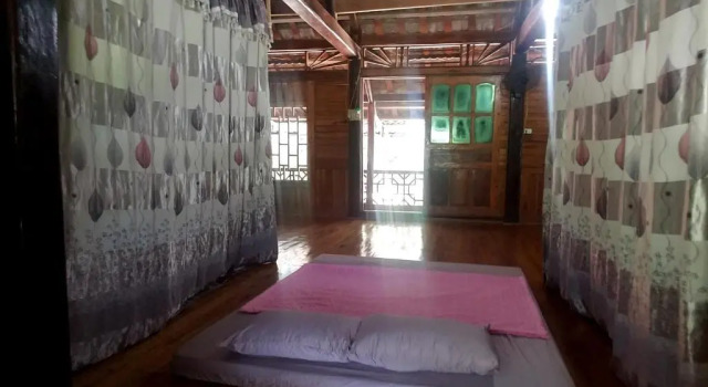 Кровать в общем номере Truong Huy Homestay