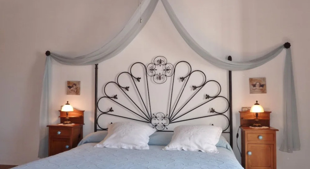 Spacious Holiday Home With Private Pool, in the Mountain and With Beautiful View