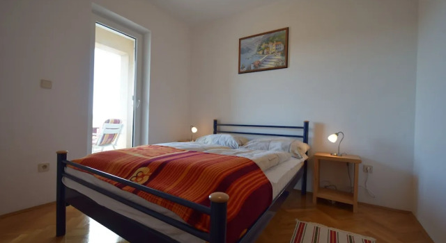 Apartment Dumsky, Prenota Appartamento Hotel a Isole Quarnerine con parcheggio, Parcheggio