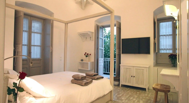 Casa Melenia Hydra, Rezervovat Hotel 4hvězdičkové hotely v Saronic Islands, 4*