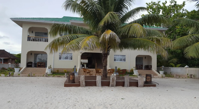 Номер Standard Seashell Beach Villa