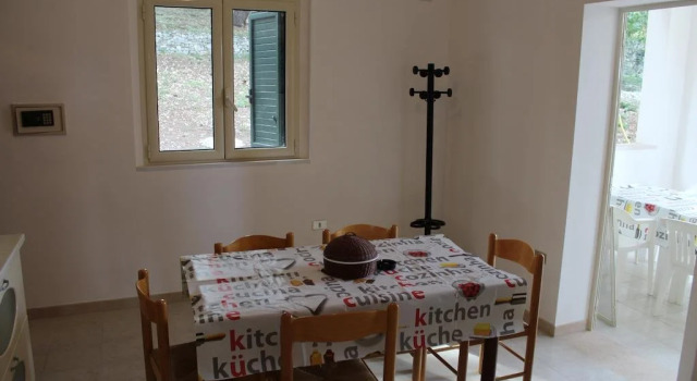 Residence San Luca, Rezerwuj Hotel Hotele w Foresta Umbra z basenem, Basen