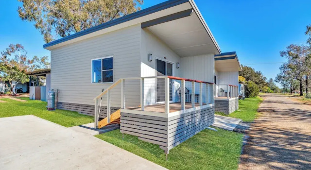 Студия Deluxe Tamworth Holiday Park