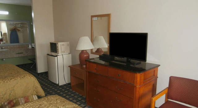 Четырёхместный номер Standard Americas Best Value Inn - Augusta / South