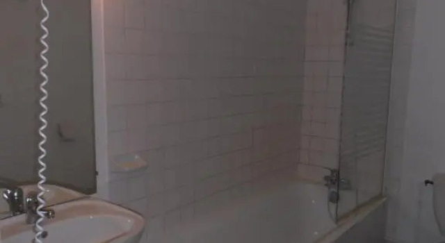 Номер Standard Logis Le Grand Hotel du Louvre