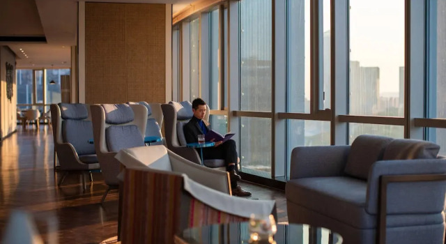 Четырёхместный номер Executive Renaissance Nanning Hotel