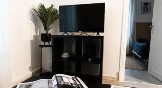 Апартаменты ****Chillchic/Espaces Verts/Centre Ville/Paris****