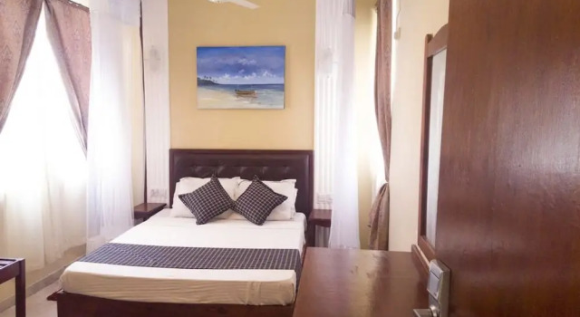 Hotel Radiance, Забронировать Отель Отели Момбасы 3 звезды, рядом с Nyali Cinamex Movie Theatre, 3*